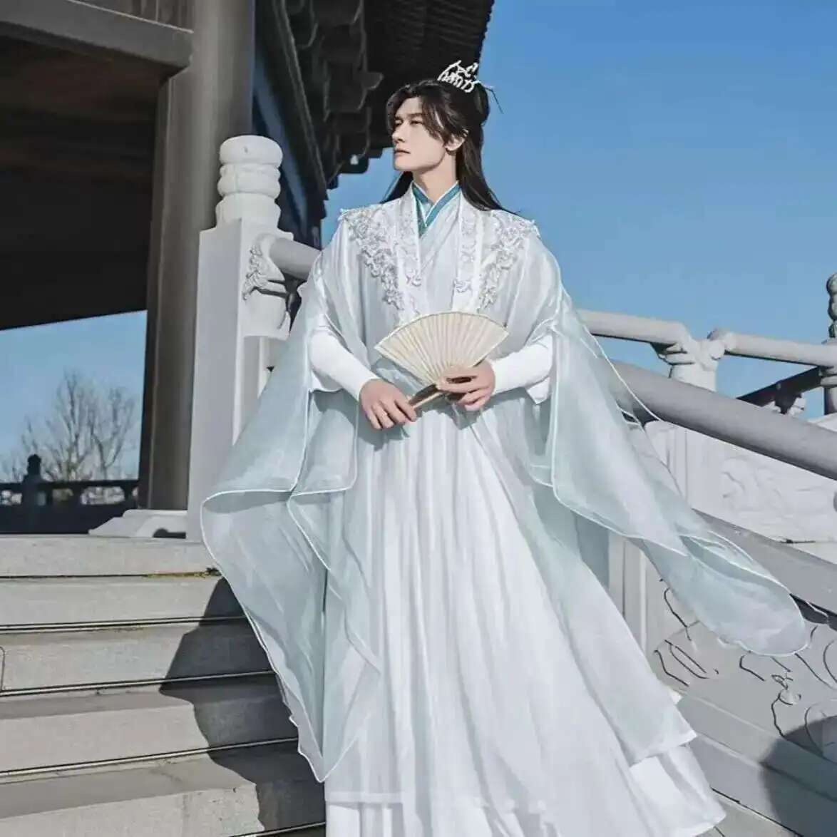 Anime Cosplay In Chinese - Costume cosplay bianco ricamato cinese da
