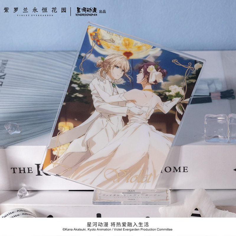 Violet Evergarden Cattleya Bau - Violet Evergarden Dress recensione e prezzo
