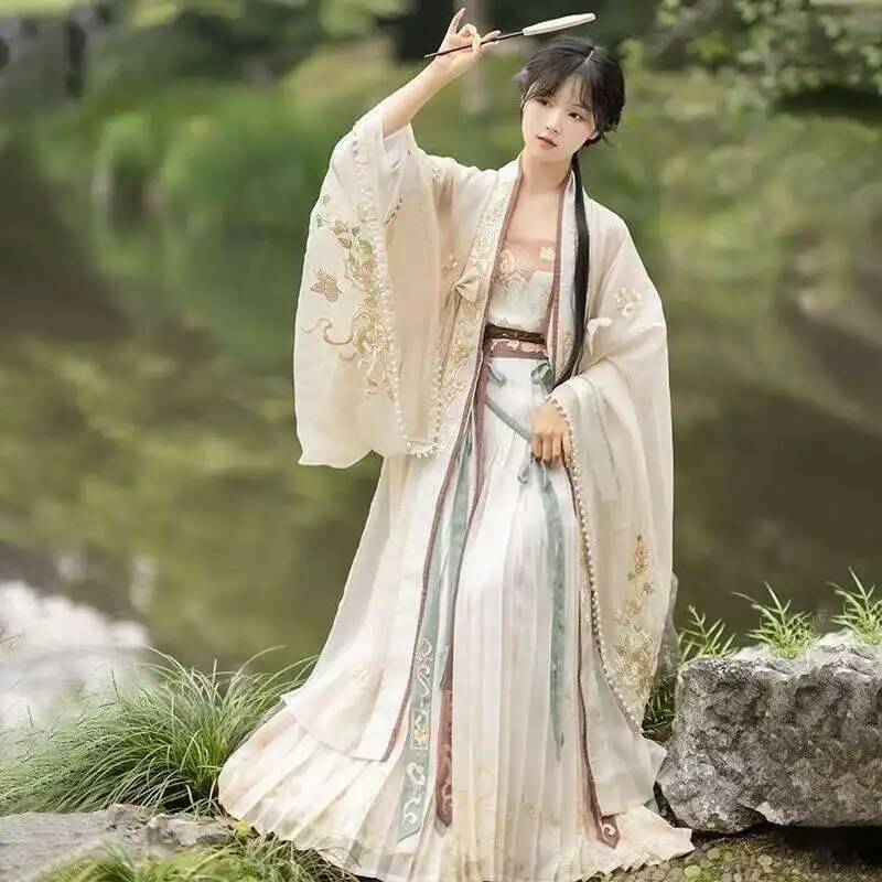 Abito Tradizionale Cinese Hanf - Anime Cosplay In Chinese recensione e prezzo